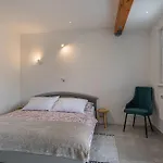 Apartment Natura Adlesici