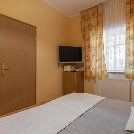 Natura Daire Adlesici