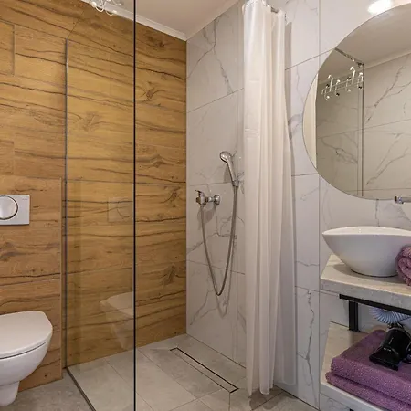 Natura Apartment *
