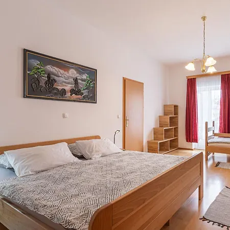 Natura Apartment *